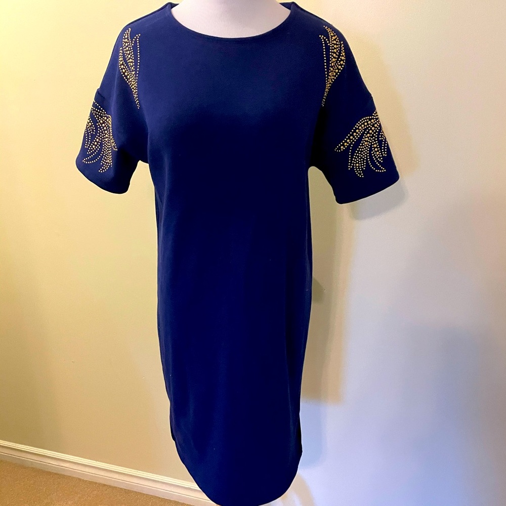 Blue short sleeve dress